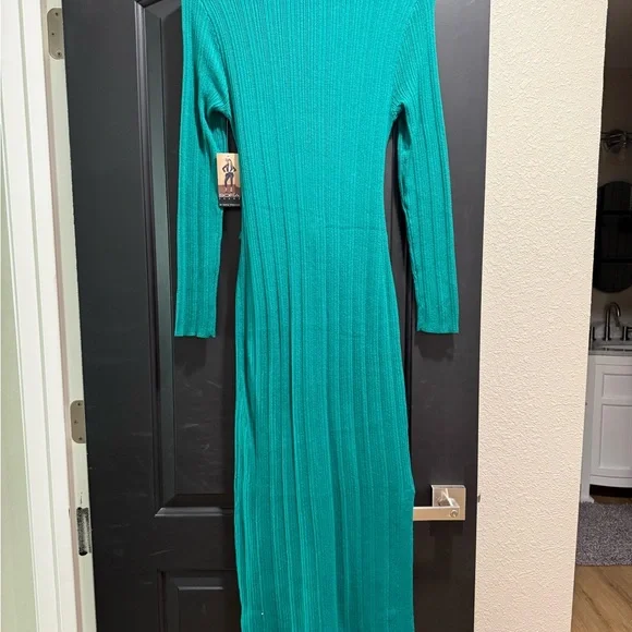 Sofia by Sofia Vergara Teal Long Sleeve Dress - Picture 6 of 8